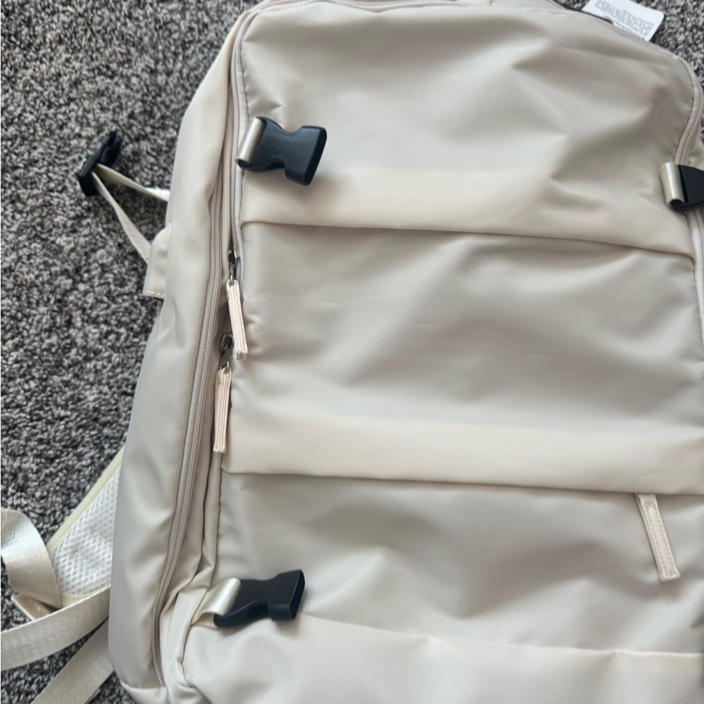 Cream Backpack Carry On NWT - Picture 10 of 10